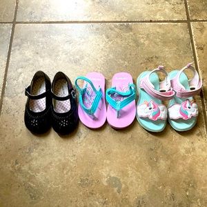 Stride rite and Carters toddler girls shoes lot size 6 and 7